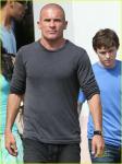 http://img28.xooimage.com/files/1/4/4/prison-break-season-4-08-380187.jpg