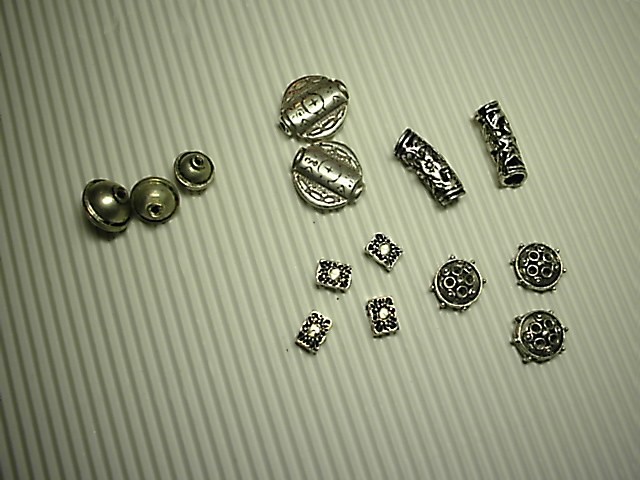 Image: perles-m-tal-382e63.jpg