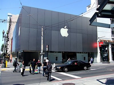 apple-store-9859f4.jpg
